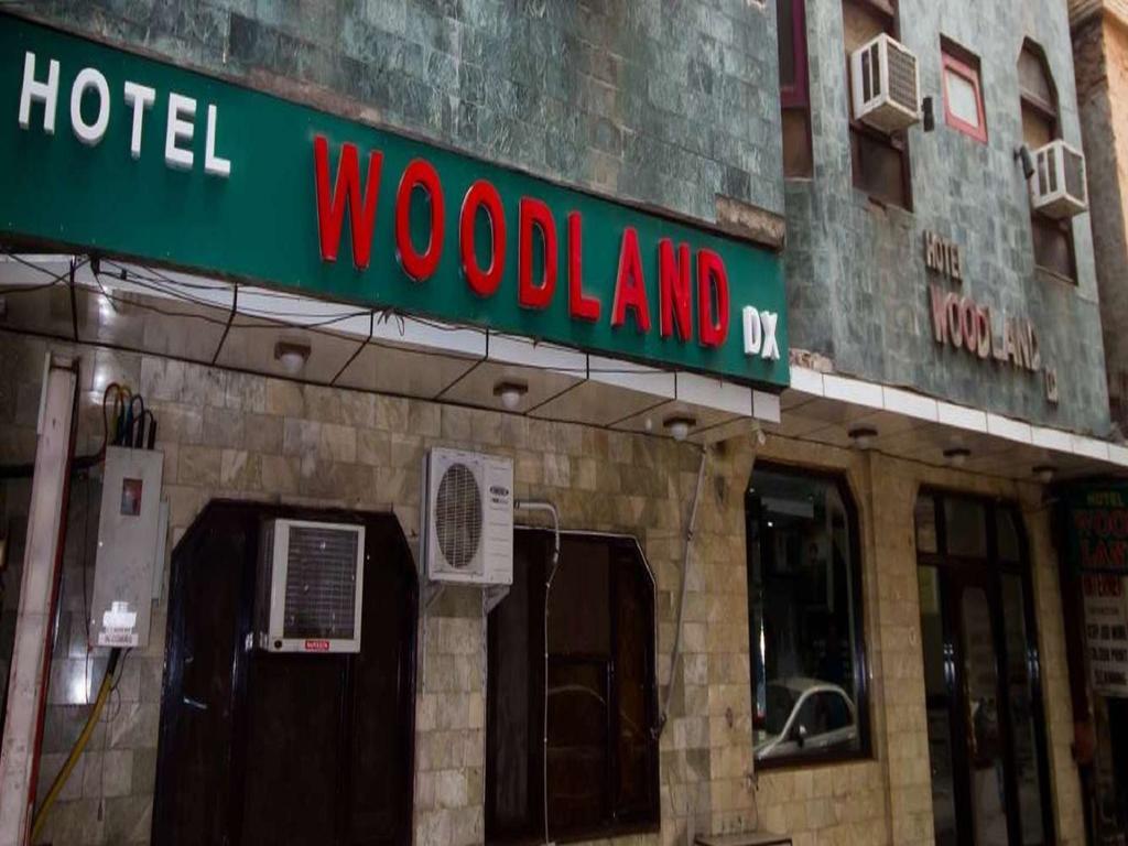 Hotel Woodland Deluxe Νέο Δελχί Εξωτερικό φωτογραφία