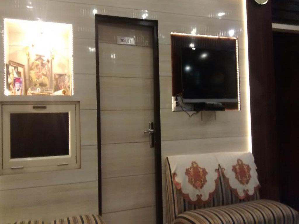 Hotel Woodland Deluxe Νέο Δελχί Εξωτερικό φωτογραφία