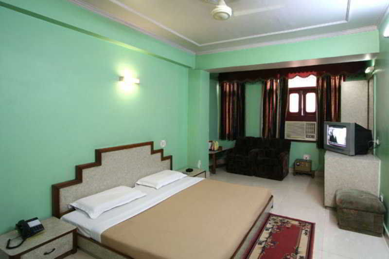 Hotel Woodland Deluxe Νέο Δελχί Εξωτερικό φωτογραφία