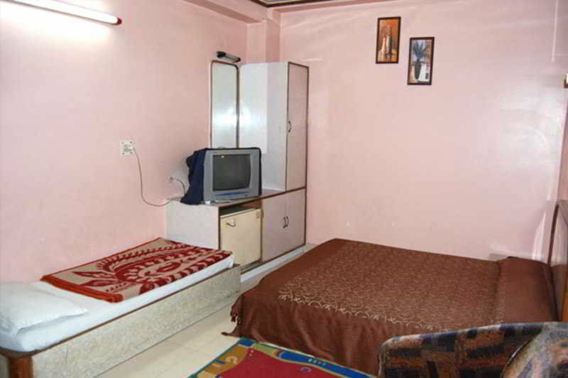 Hotel Woodland Deluxe Νέο Δελχί Εξωτερικό φωτογραφία